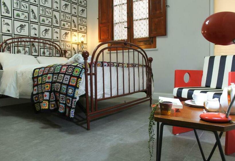 Номер Стандарт, Jacaranda