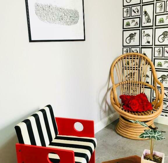 Номер Стандарт, Jacaranda