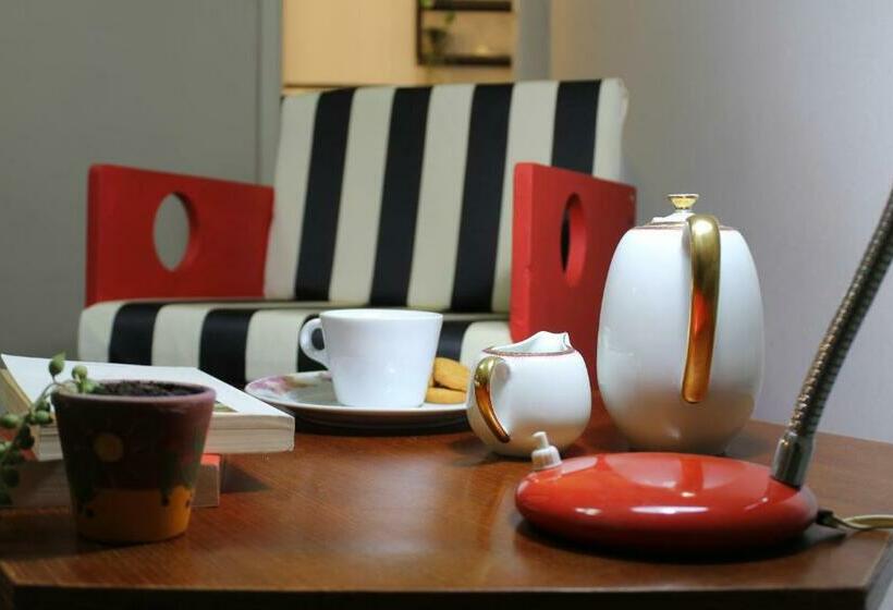 Номер Стандарт, Jacaranda