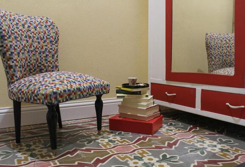 Номер Стандарт, Jacaranda