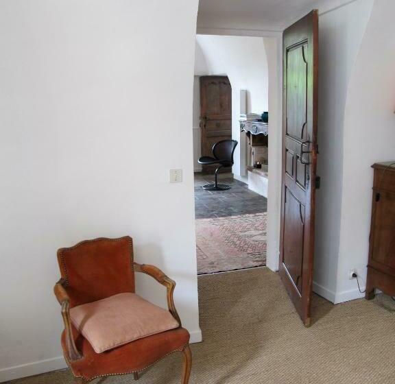 スイート, Le Château