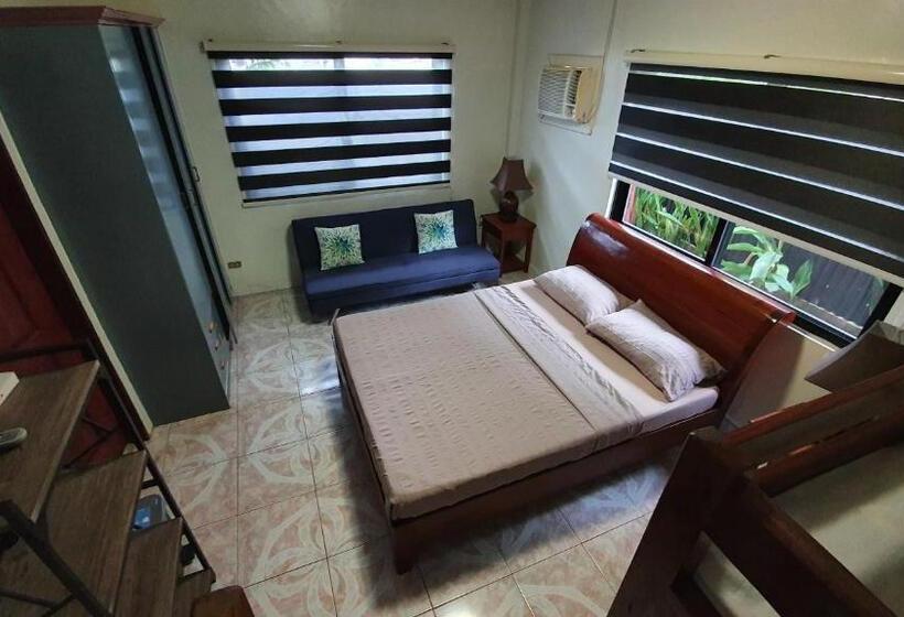 Семейный Номер, Unk S House Homestay