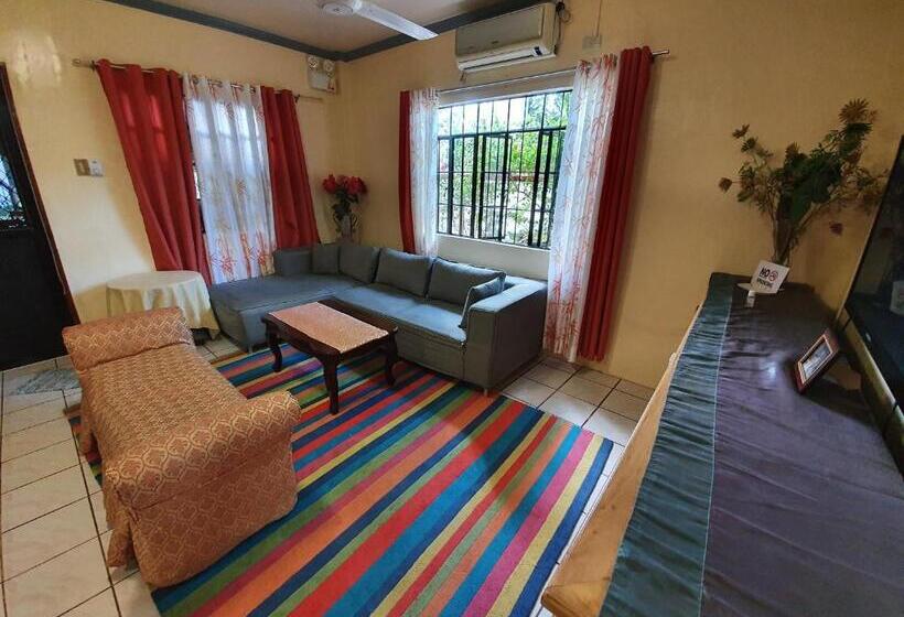 Habitació Estàndard, Unk S House Homestay