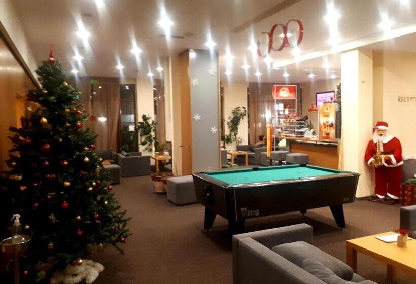 סטודיו סטנדרט עם מרפסת, Enjoy Studios And Lovely Apartment Villa Park