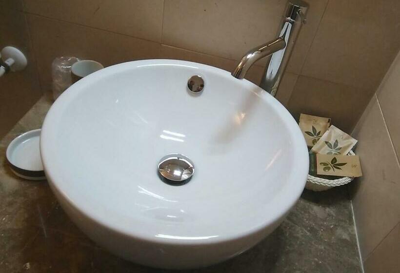 آپارتمان لوکس 1 خوابه, Le Bifore B&b