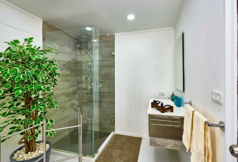 침실 1개 바다 전망 아파트, Luxurious Apartment On Jomtien Beach Road