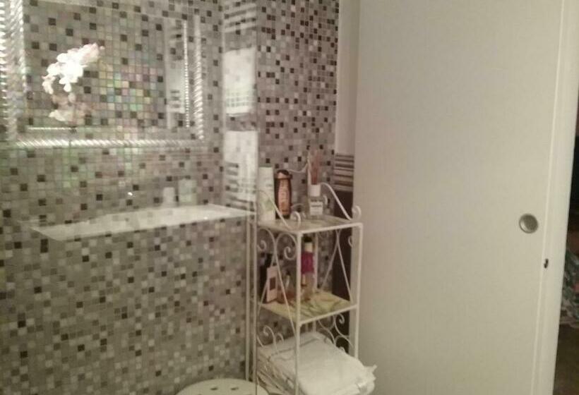 غرفة قياسية سرير كينج, Antica Casa Di Famiglia