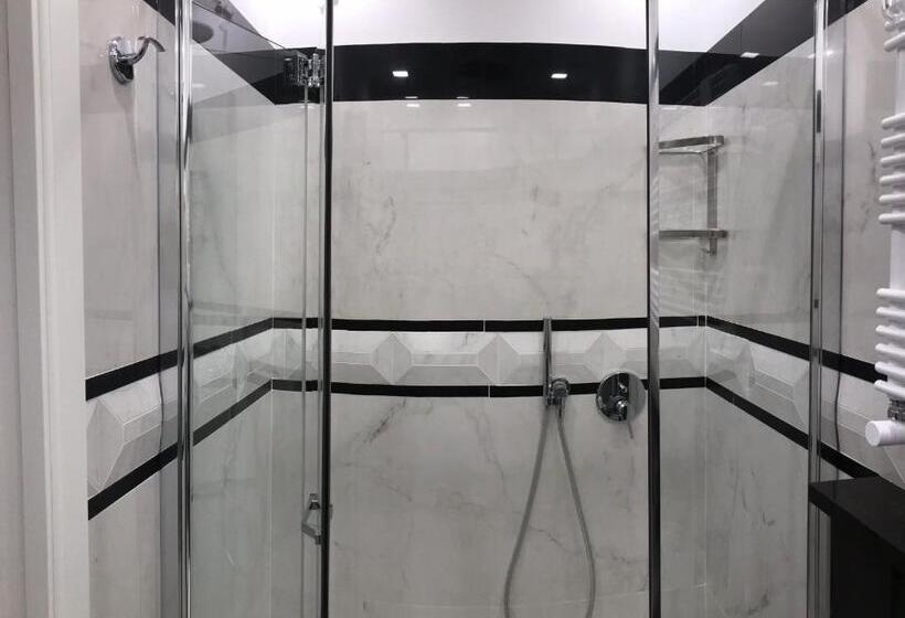 Номер Deluxe, Da Benedetta