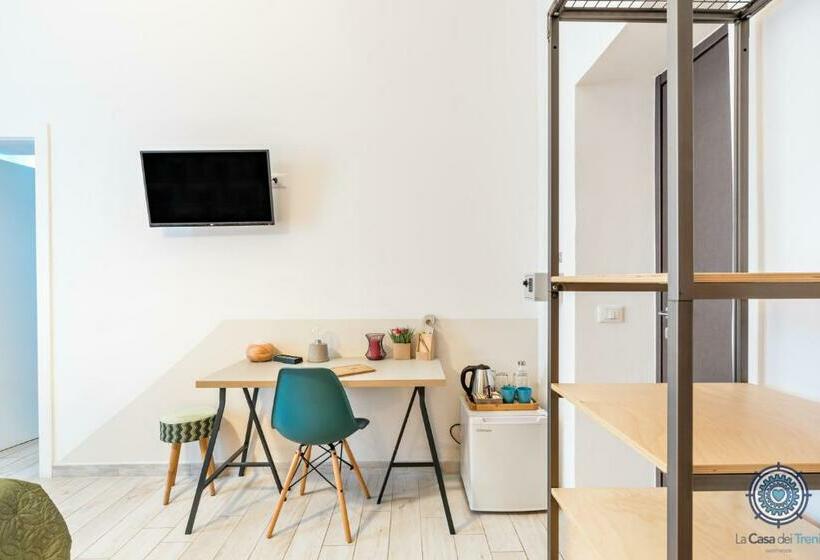 اتاق استاندارد, La Casa Dei Treni Affittacamere City Rooms For Travel Lovers