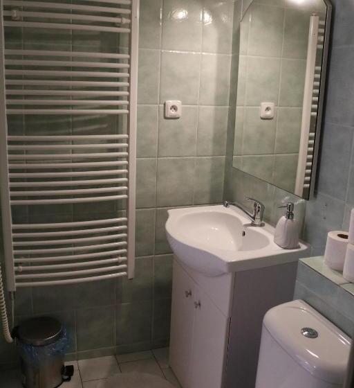 غرفة قياسية رباعية, Penzion Vlčárna