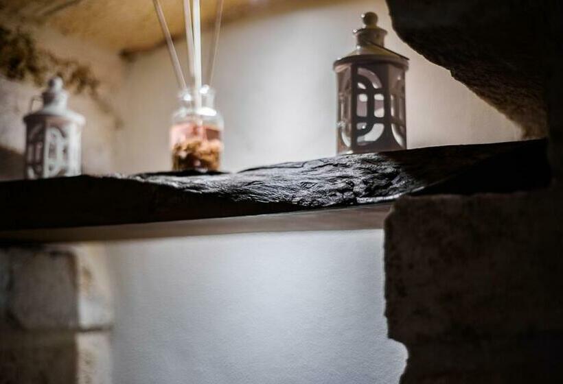 キングサイズベッドのスイートルーム, Sacratum B&b Suite Spa