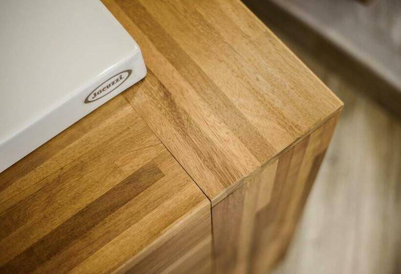 キングサイズベッドのスイートルーム, Sacratum B&b Suite Spa