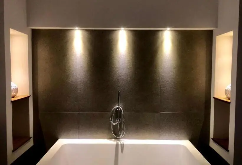 デラックススイート, Sacratum B&b Suite Spa