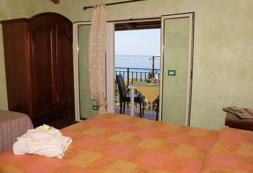 스탠다드 스튜디오 바다 전망, Villa Paladino   B&b E Guest House