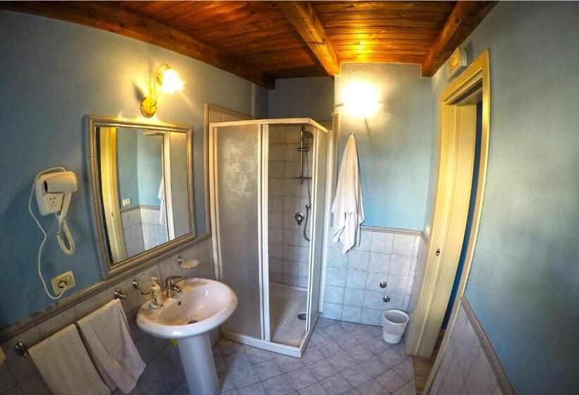 סטודיו משפחתי, Villa Paladino   B&b E Guest House