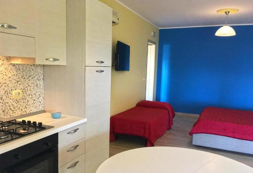 סטודיו משפחתי, Villa Paladino   B&b E Guest House