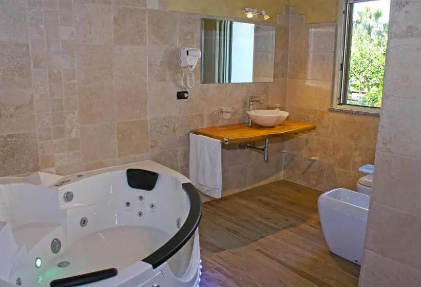 デラックススタジオ, Villa Paladino   B&b E Guest House