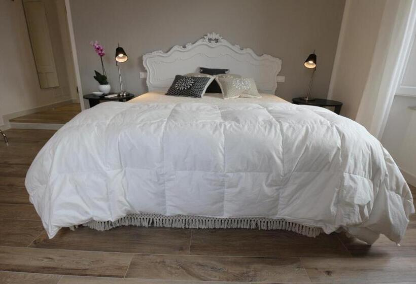 اتاق استاندارد, Al 32 B&b