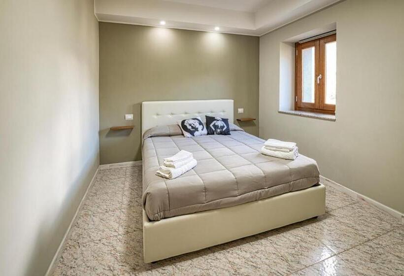 스탠다드 룸 킹사이즈 침대, B&b Silver Sleep