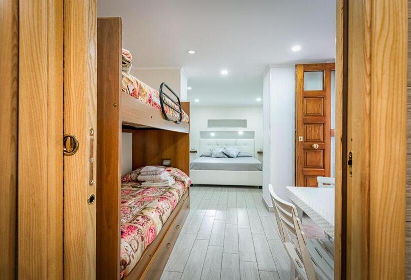 家庭套房, B&b Silver Sleep