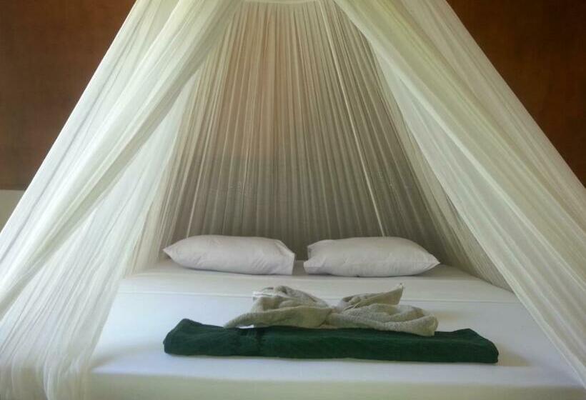 Бунгало Стандарт Вид на Сад, Cnunk Bungalow