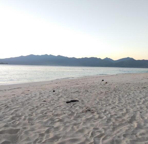 Бунгало Стандарт Вид на Сад, Cnunk Bungalow