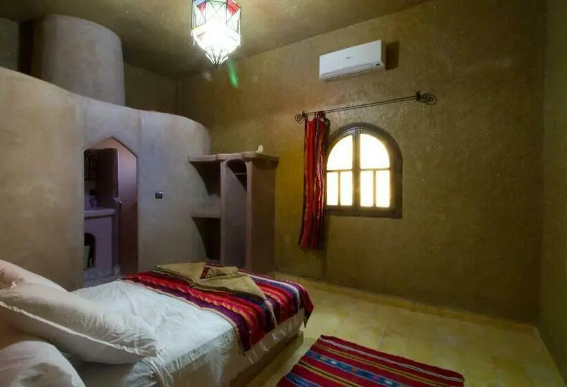 Standard-huone, Riad Amar