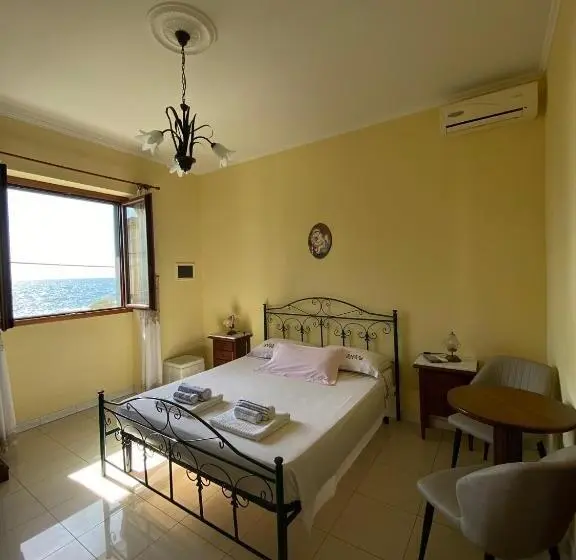 キングサイズベッドのスタンダードルーム, Belvedere4colonne B&b Rooms & Suites