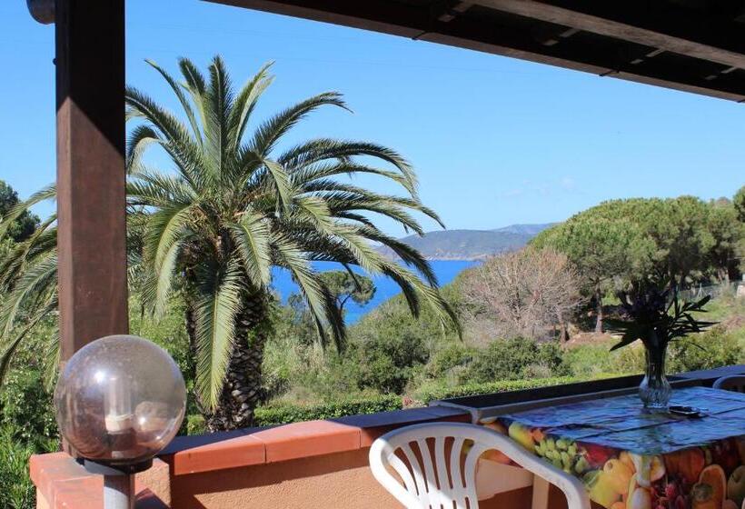 带1个卧室的带阳台的公寓, Casa Roberta