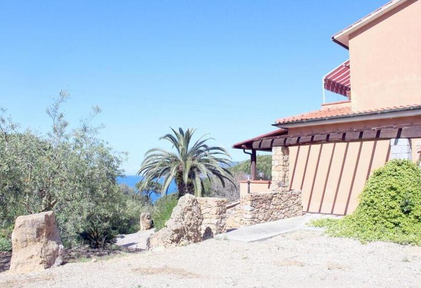 带1个卧室的带阳台的公寓, Casa Roberta