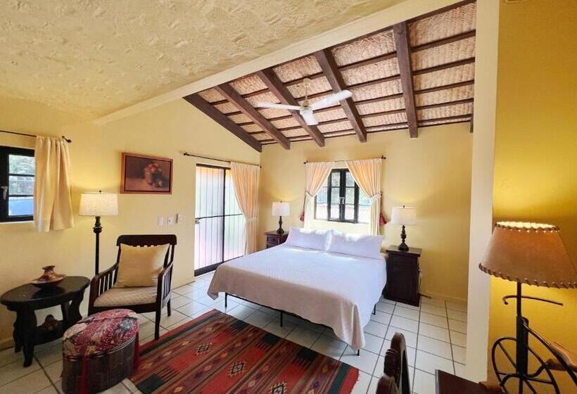 Номер Superior Кровать Кинг, Estrellita S Bed & Breakfast