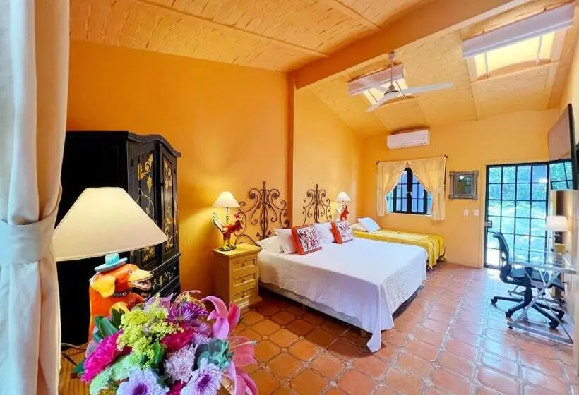 スーペリアトリプルルーム, Estrellita S Bed & Breakfast