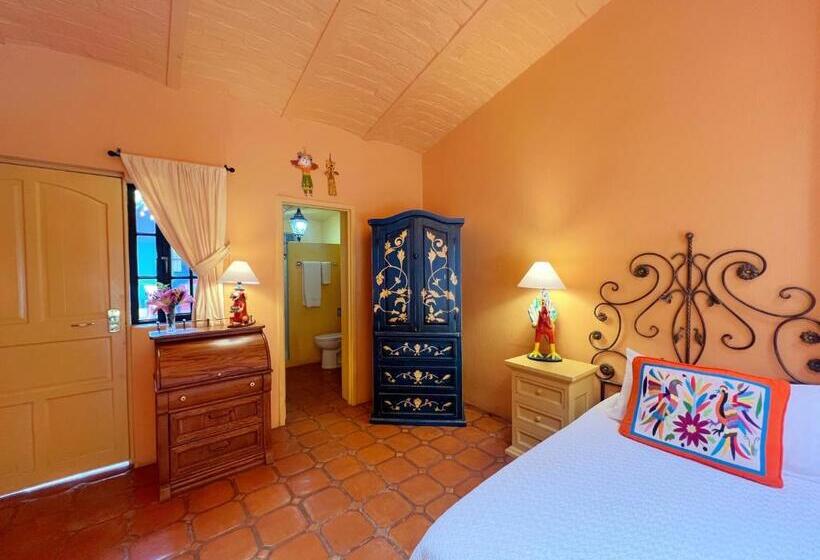 Трехместный Номер Superior, Estrellita S Bed & Breakfast