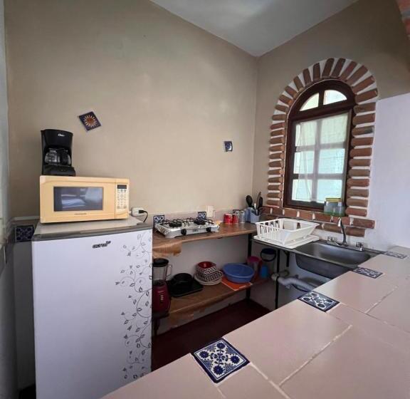 بانگلوی استاندارد با چشمانداز دریا, Casa Terranova