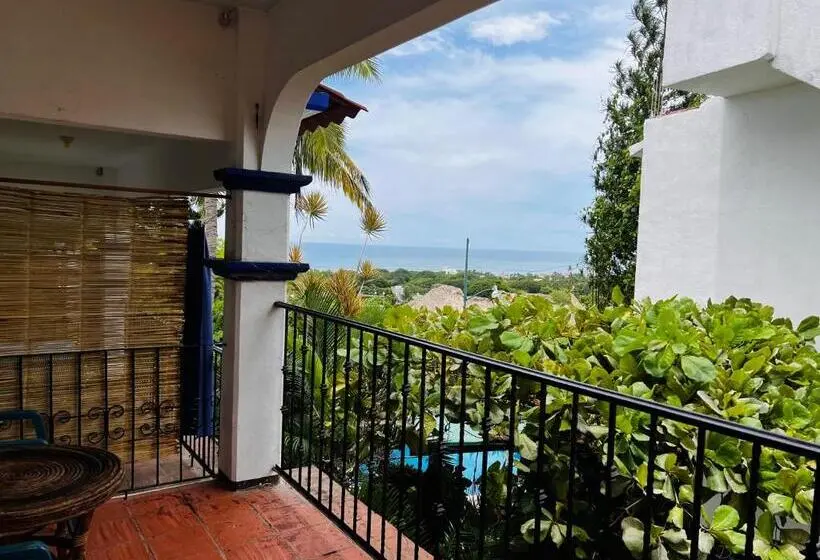 اتاق استاندارد با بالکن و چشم‌انداز دریا, Casa Terranova