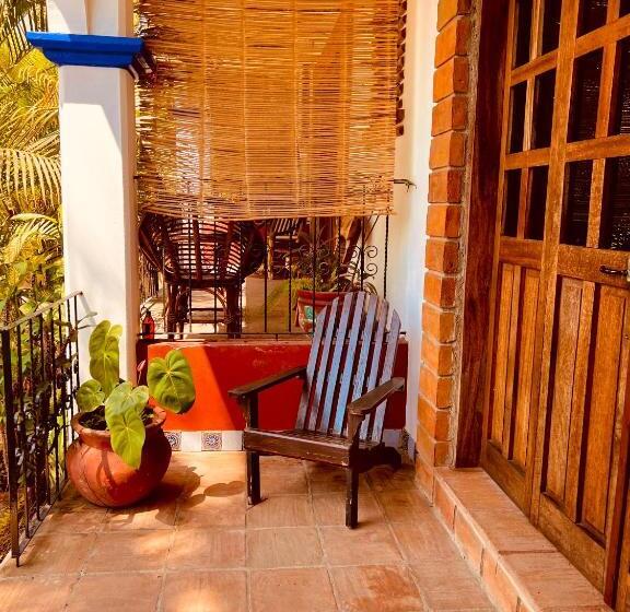 بانگلوی لوکس, Casa Terranova