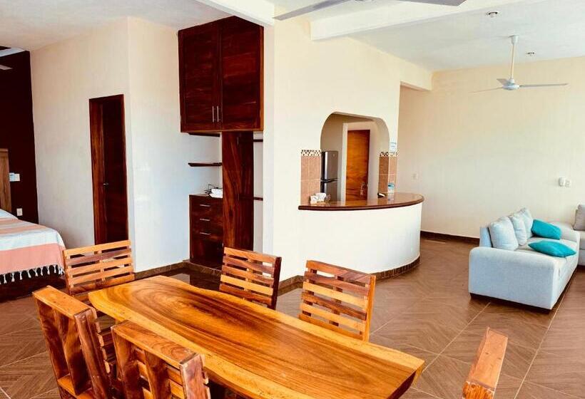 استودیوی استاندارد با چشمانداز دریا, Casa Terranova