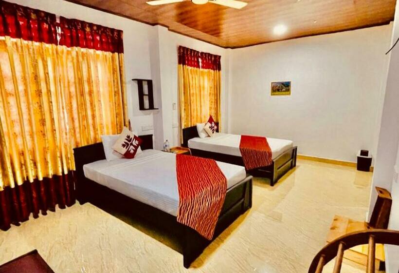 스탠다드 트리플 룸, Nilaveli Hybrid Holiday