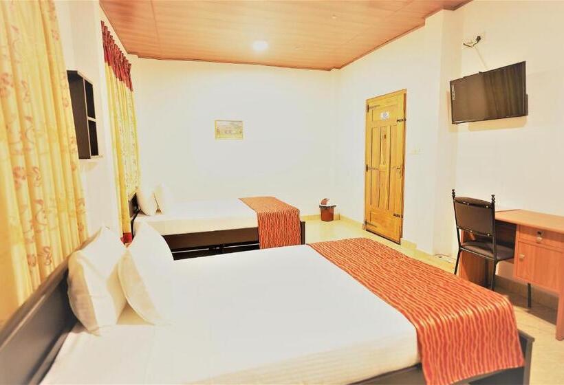 اتاق استاندارد سه نفره, Nilaveli Hybrid Holiday