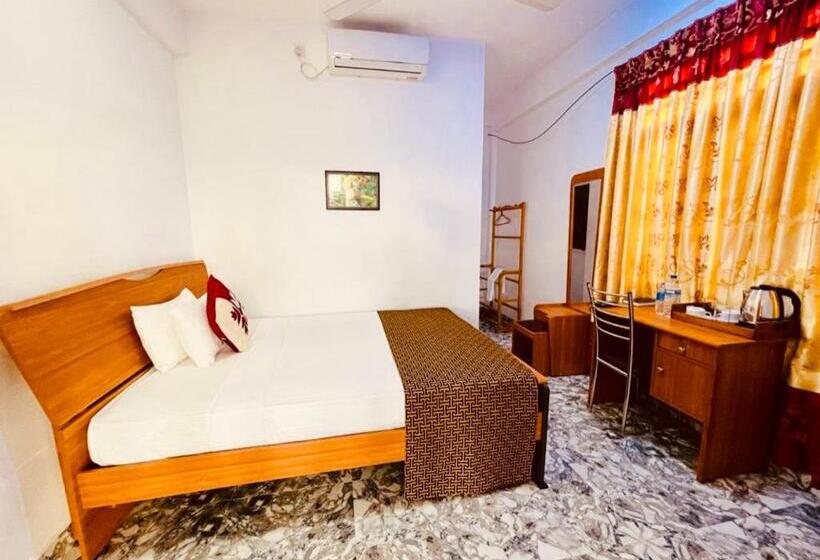 이코노미 룸, Nilaveli Hybrid Holiday