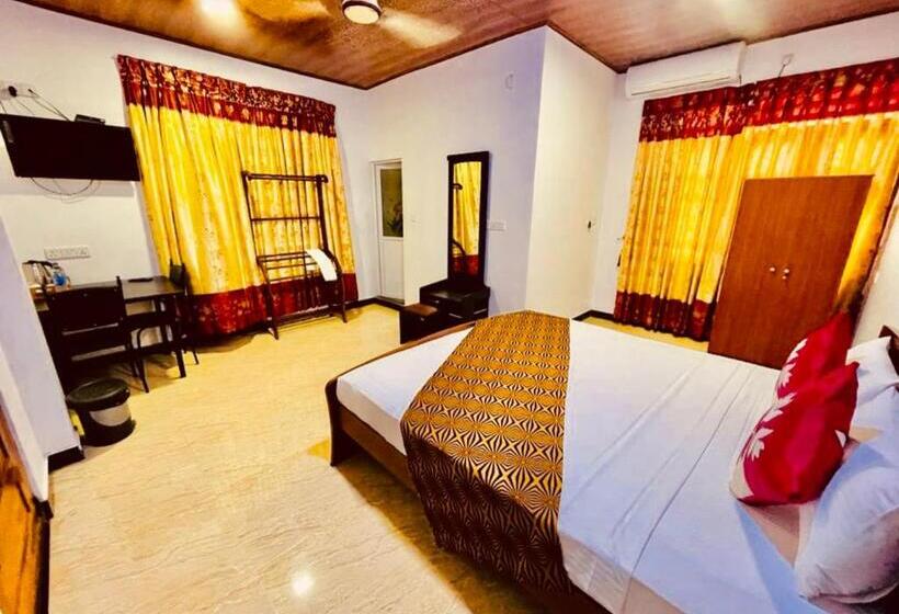 스탠다드 트리플 룸, Nilaveli Hybrid Holiday