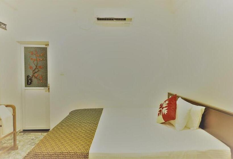 싱글 디럭스 룸, Nilaveli Hybrid Holiday