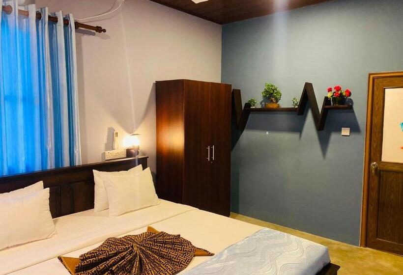 샬레, Nilaveli Hybrid Holiday