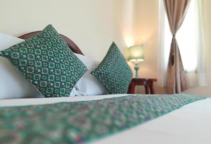 חדר דלוקס לשלושה, Baan Bussaba