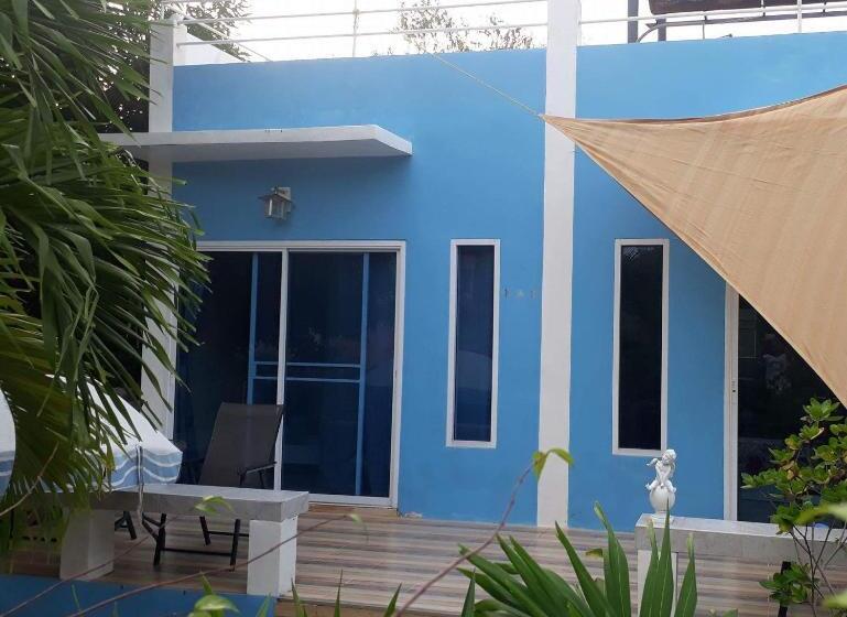 בקתה דלוקס, Belinda Home