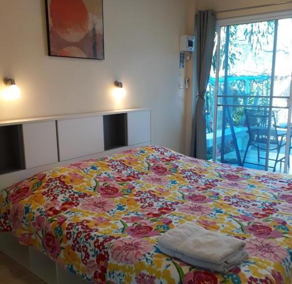 بنجلو ديلوكس, Belinda Home