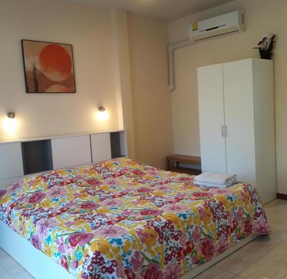 بنجلو ديلوكس, Belinda Home