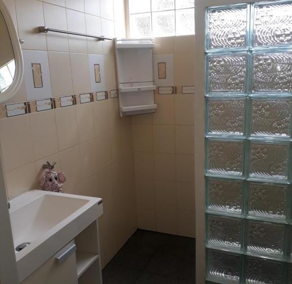 بنجلو ديلوكس, Belinda Home