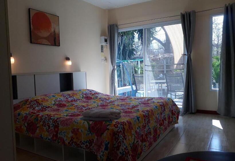 Бунгало Deluxe, Belinda Home