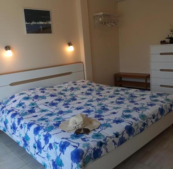 بنجلو ديلوكس, Belinda Home